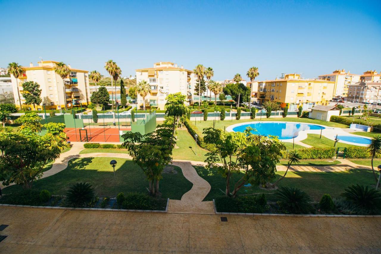 Espectacular Residencial En 2A Linea Piscina Tenis Algarrobo Costa Exterior foto